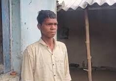 सूरजपुर/CG : तीन दिन के मातम के बाद वापसी – ‘मृत’ युवक ने घर आ-घूमकर दिखा दिया कि वो जिंदा है!………..